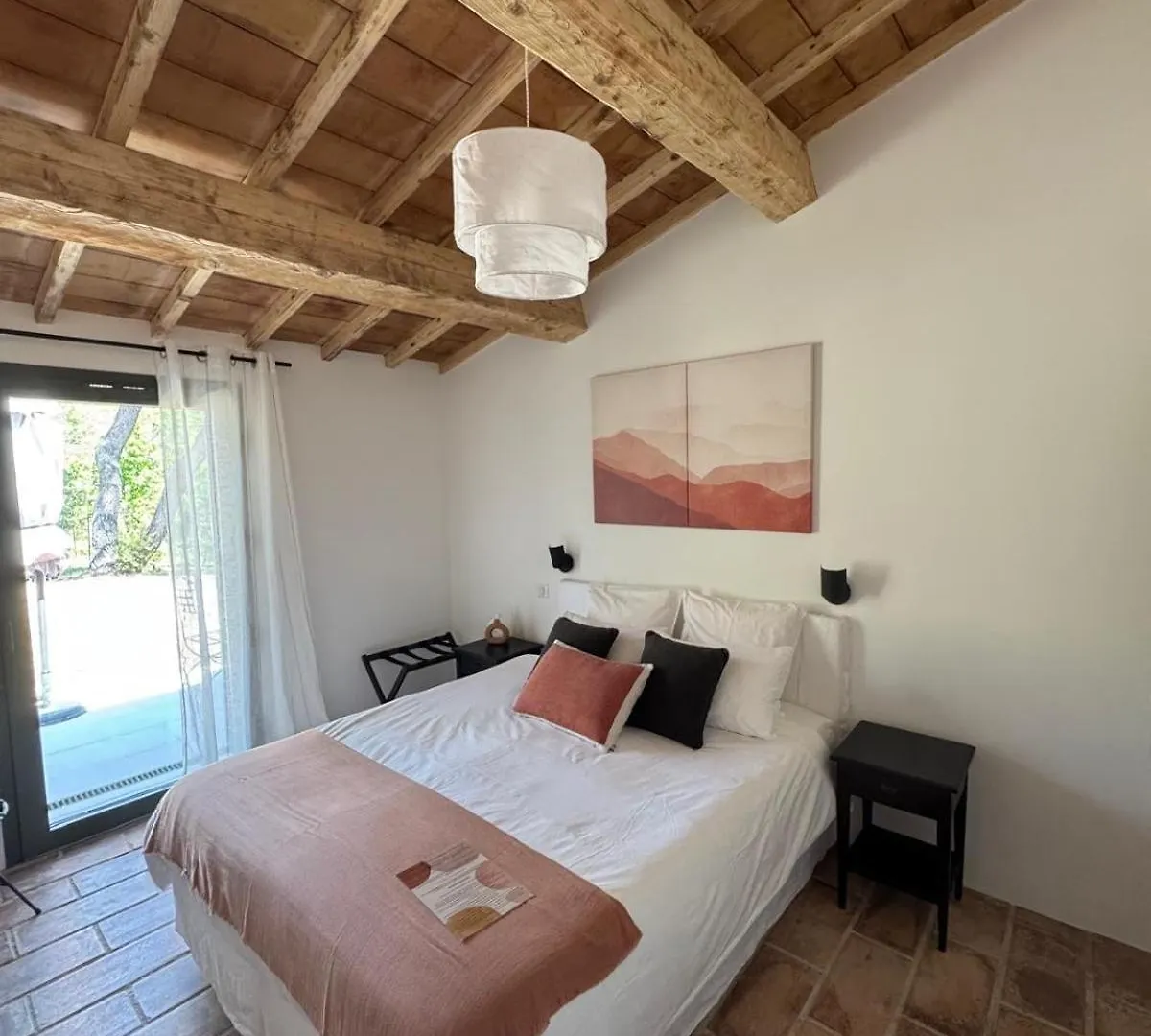 La Cle Des Champs, Boutique Hotel & Spa - Le Mas De Garrigon  Roussillon (Vaucluse)