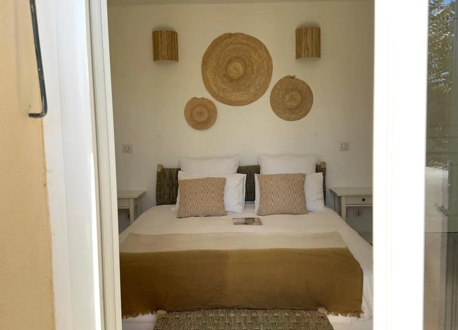 La Cle Des Champs, Boutique Hotel & Spa - Le Mas De Garrigon Roussillon (Vaucluse)