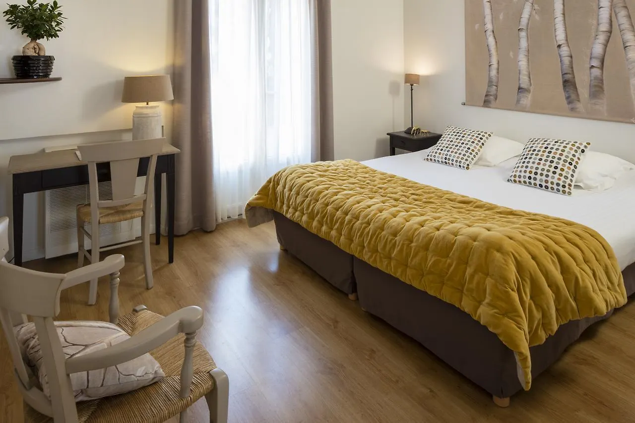 La Cle Des Champs, Boutique Hotel & Spa - Le Mas De Garrigon 3*, Roussillon (Vaucluse)