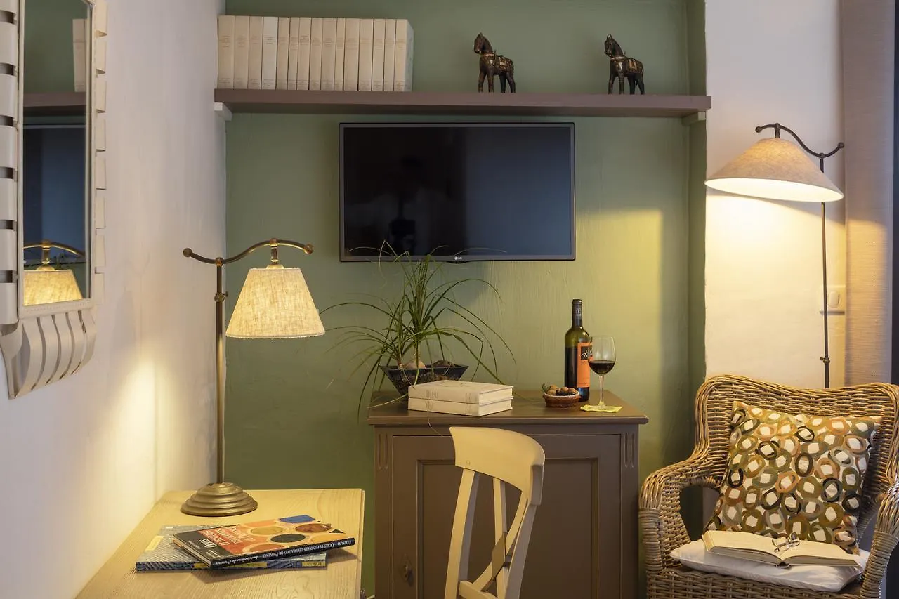 La Cle Des Champs, Boutique Hotel & Spa - Le Mas De Garrigon