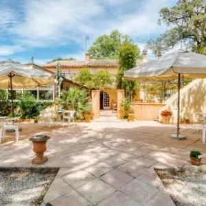 Hotel Logis Le Chene, Bollene