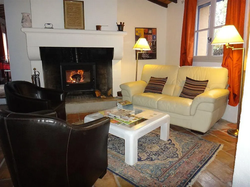 La Cle Des Champs, Boutique Hotel & Spa - Le Mas De Garrigon Roussillon en Isere 3*,  França