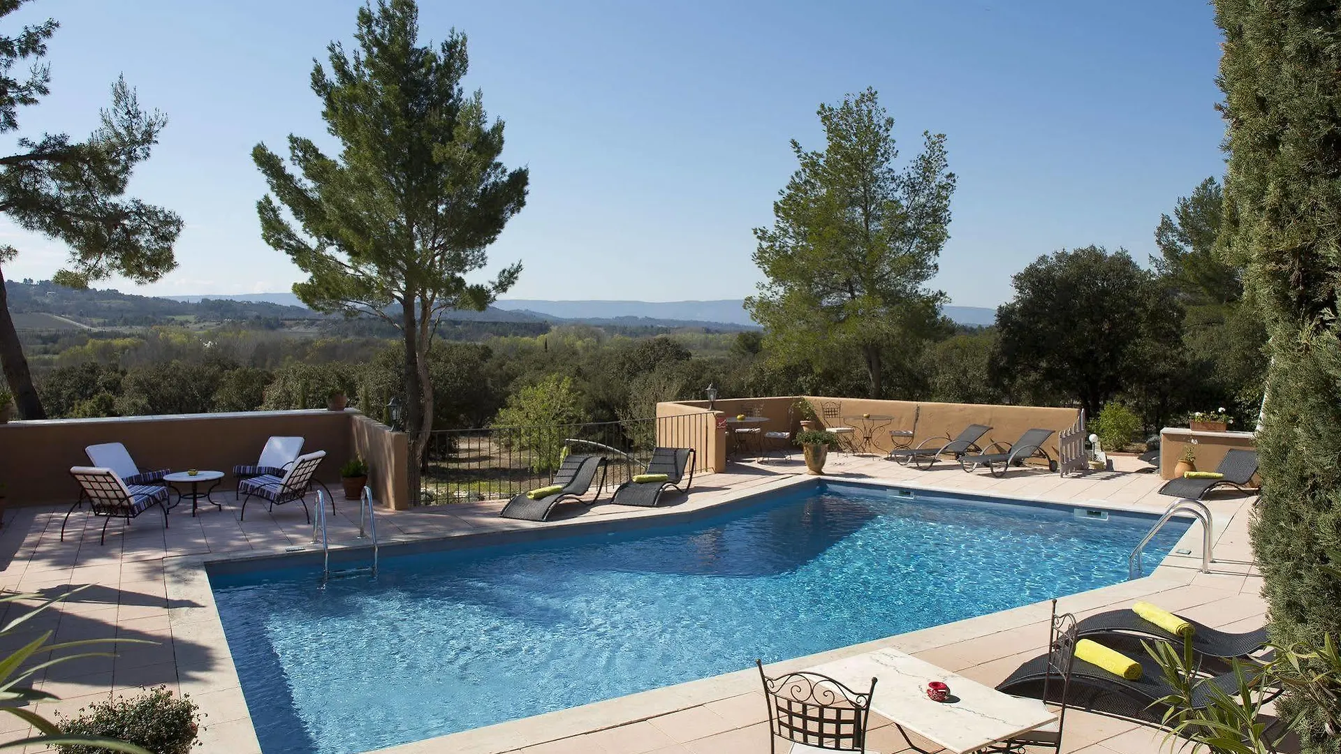 La Cle Des Champs, Boutique Hotel & Spa - Le Mas De Garrigon Roussillon en Isere França