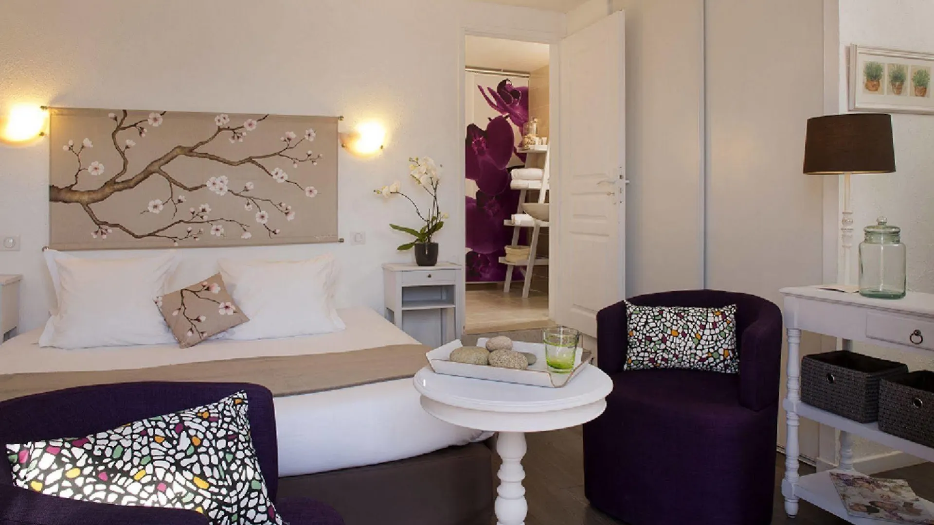 La Cle Des Champs, Boutique Hotel & Spa - Le Mas De Garrigon Roussillon en Isere